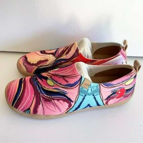 Size 10.5 NWT UIN Slip On Shoes Knitted Upper Lily Blossom - Picture 3 of 7